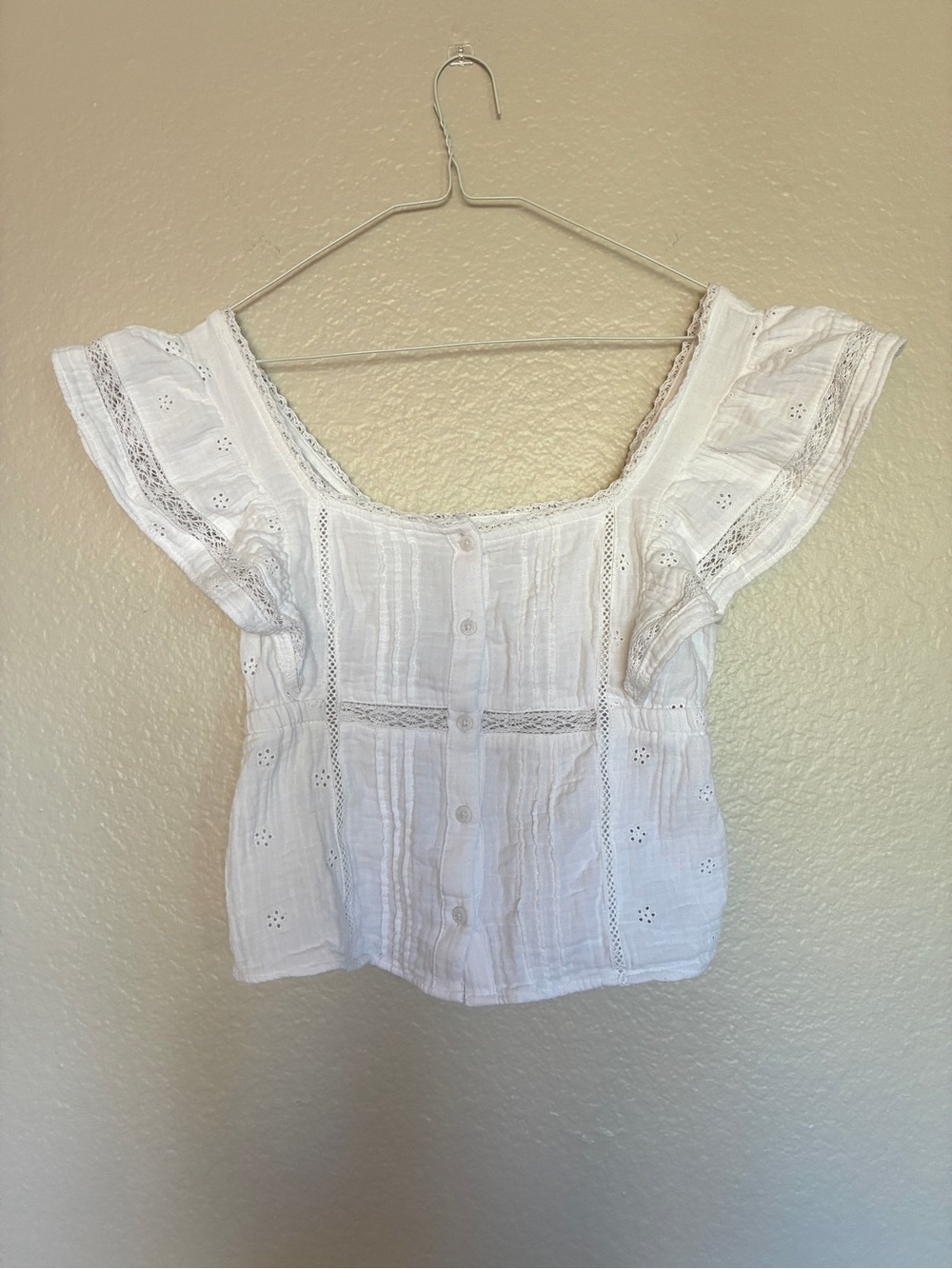 aerie White Eyelet Flutter Sleeve Button-Front Peasant Blouse 100% Cotton Y2K